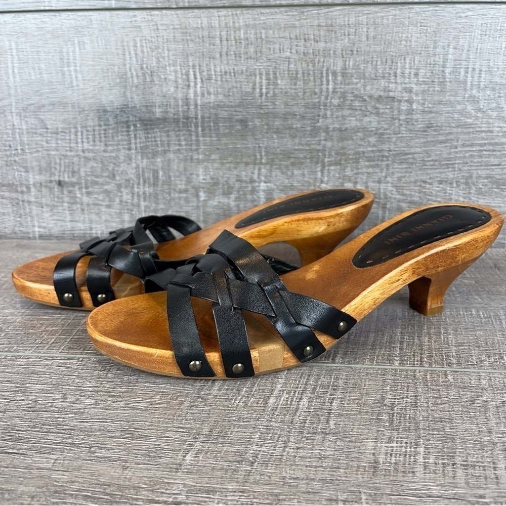 Gianni Bini sz 8.5 Riley black leather cross strap wood clog heeled sandals
